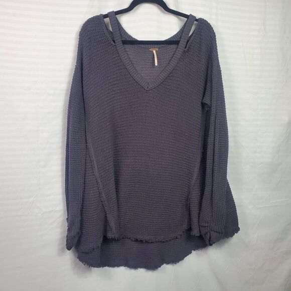 Free People Dark Charcoal Gray Moonshine Cold Shoulder Sweater Size M - Picture 5 of 13